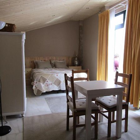 Hostal Casa Martinez Bueu Ruang foto