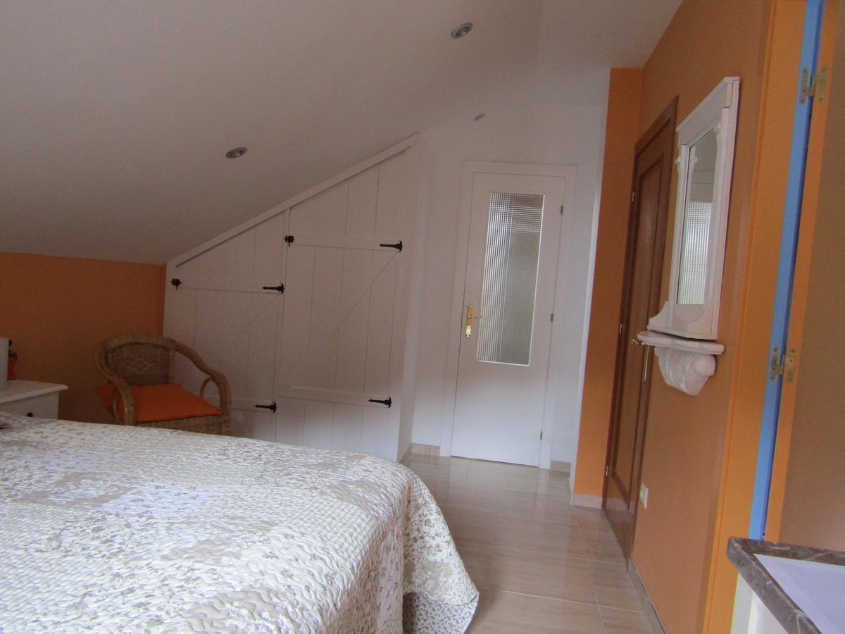 Hostal Casa Martinez Bueu Bagian luar foto