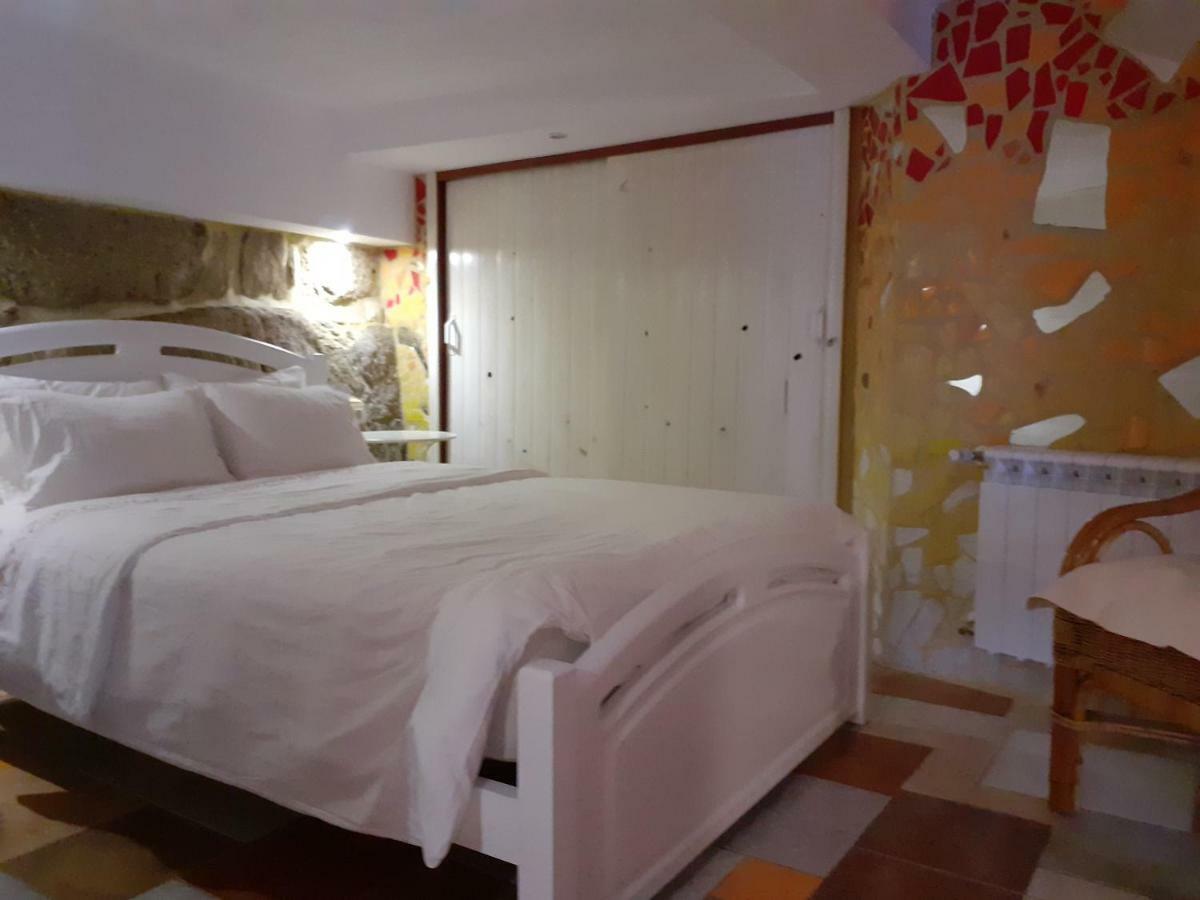 Hostal Casa Martinez Bueu Bagian luar foto